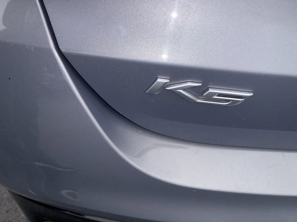Used 2022 Kia K5 LXS image 9