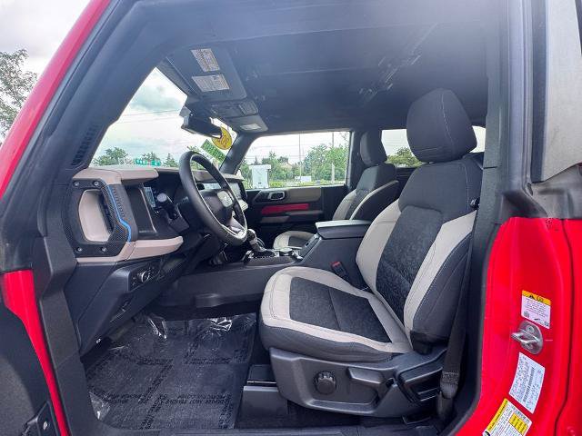 Certified 2022 Ford Bronco Wildtrak AWD/4WD image 12