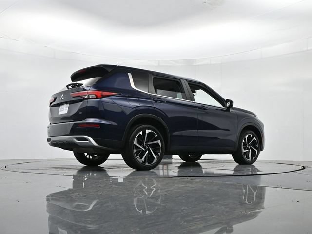 Used 2023 Mitsubishi Outlander SE FWD image 36