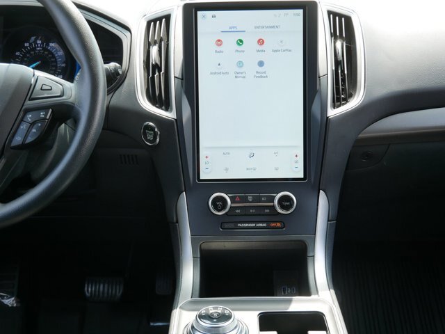 Certified 2023 Ford Edge SE w/ Black Appearance Package AWD/4WD image 16