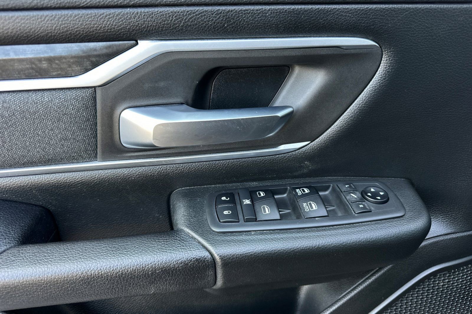 Used 2019 RAM 1500 Big Horn image 10