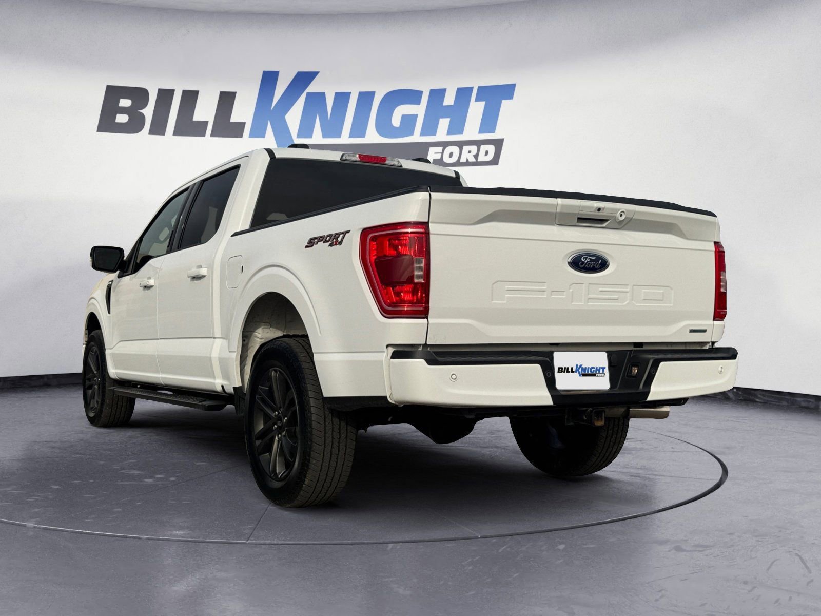 Certified 2022 Ford F150 XLT w/ Equipment Group 302A High image 3