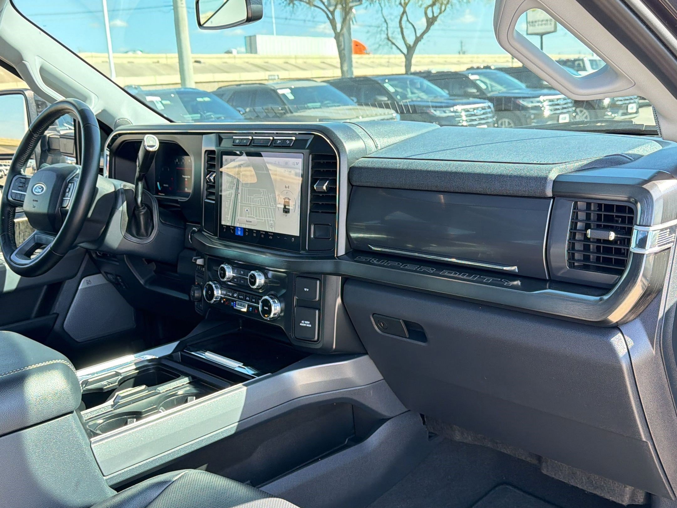 Certified 2024 Ford F250 Lariat w/ Black Appearance Package image 32