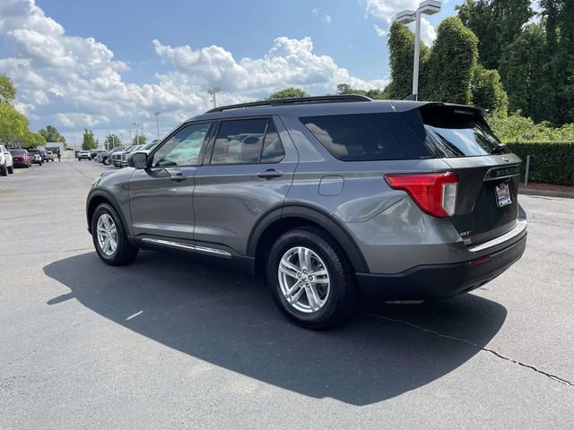 Certified 2021 Ford Explorer XLT RWD image 4