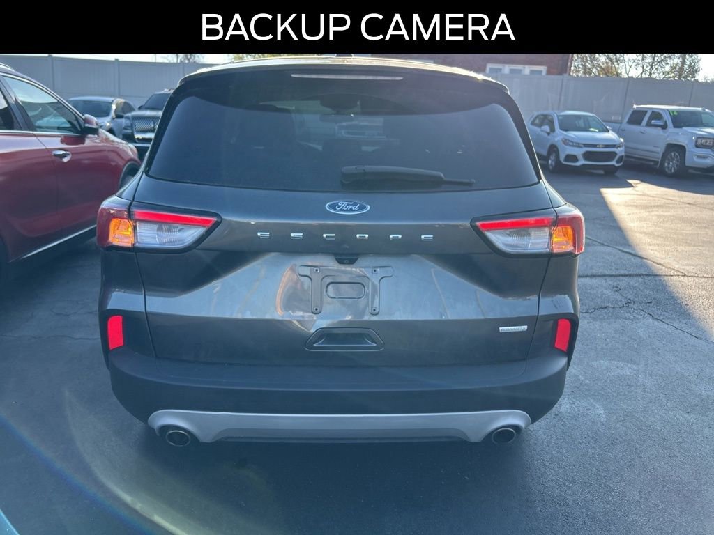 Certified 2020 Ford Escape SE image 10