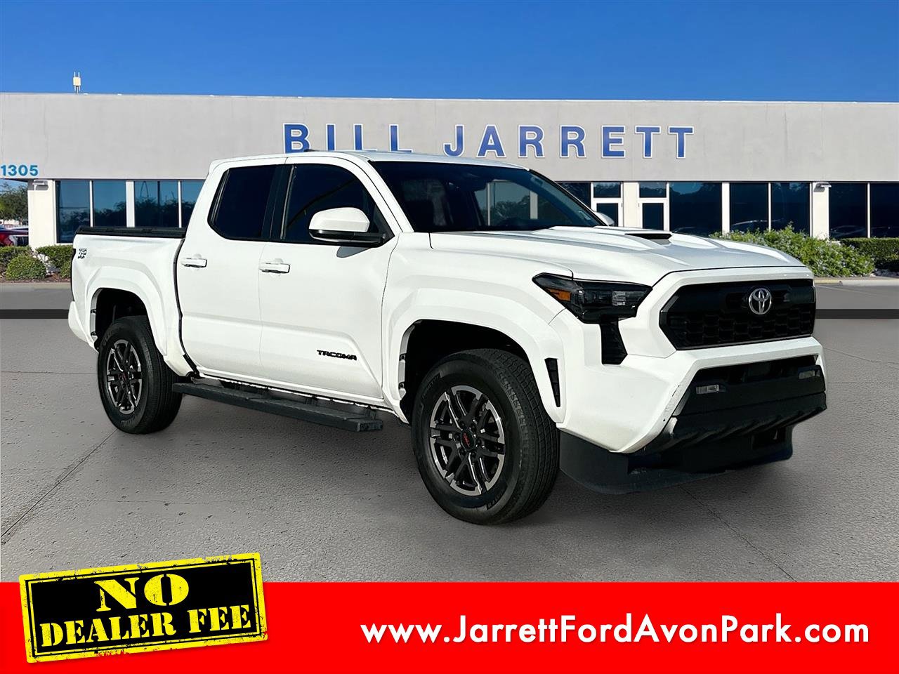 Used 2024 Toyota Tacoma TRD Sport image 7