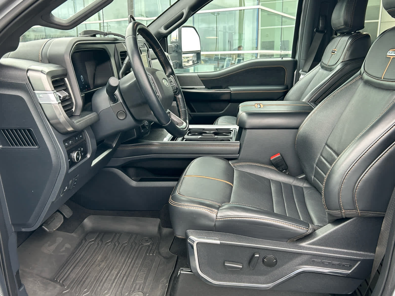 Certified 2023 Ford F350 Platinum w/ Tremor Off-Road Package image 26