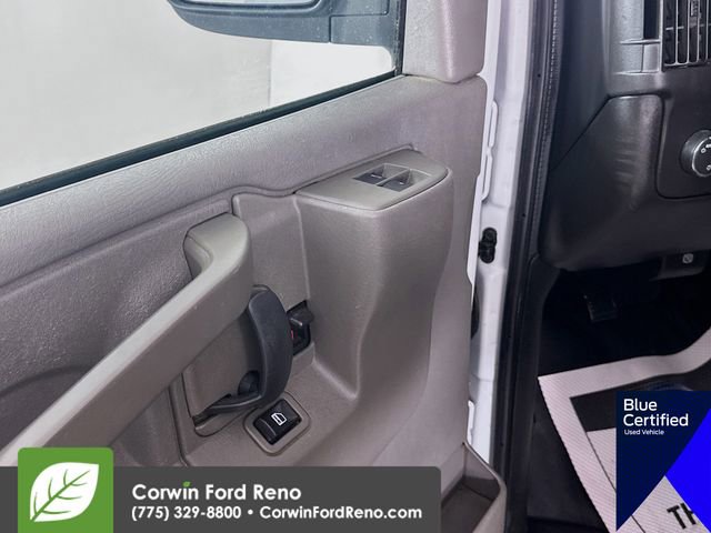 Used 2017 GMC Savana 2500 RWD image 21