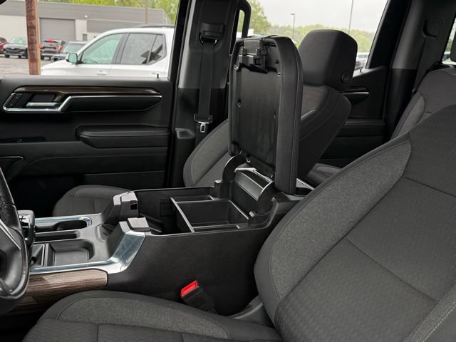 Used 2024 Chevrolet Silverado 1500 RST w/ Protection Package AWD/4WD image 28