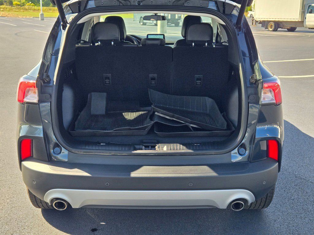 Certified 2022 Ford Escape SEL w/ Technology Package image 16