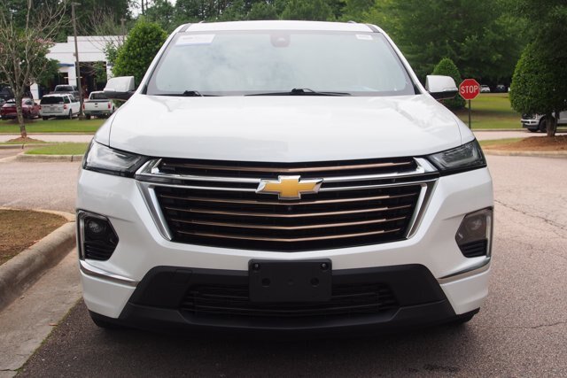 Used 2023 Chevrolet Traverse High Country FWD image 2
