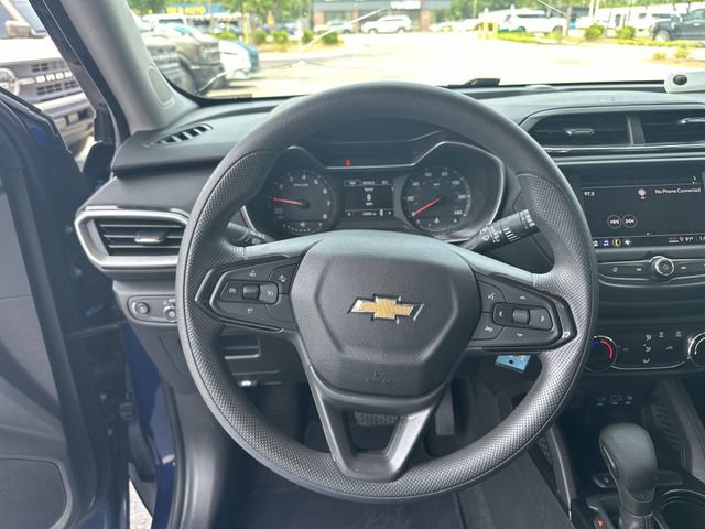 Used 2023 Chevrolet TrailBlazer LS FWD image 15