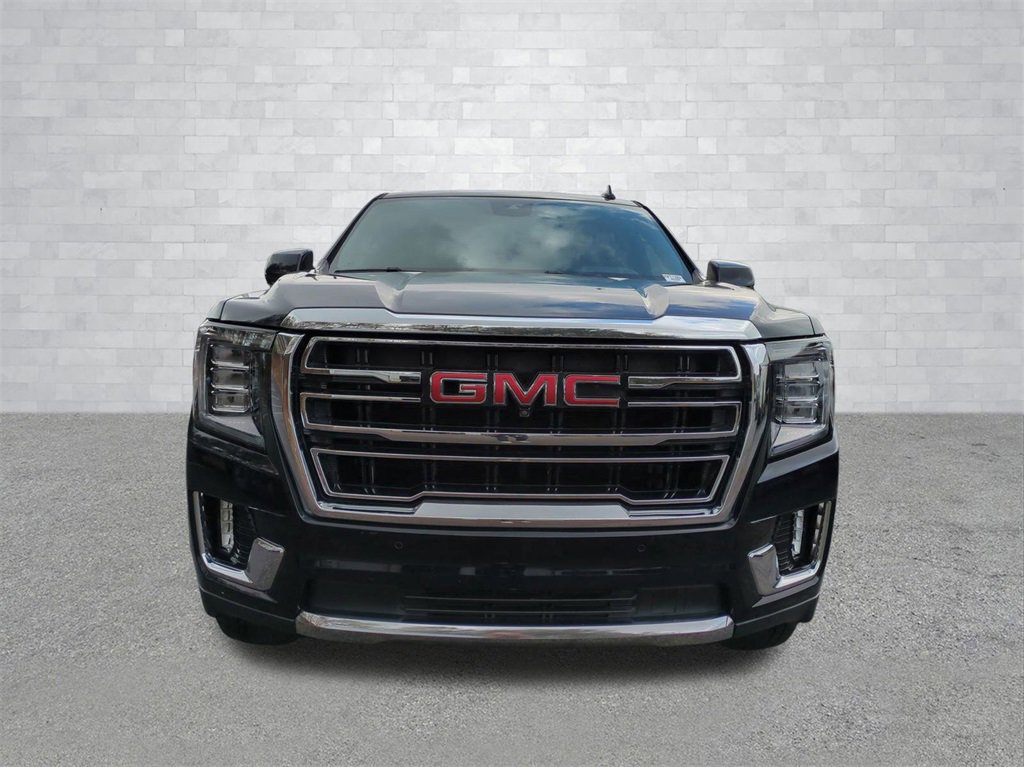 Used 2024 GMC Yukon SLT w/ SLT Luxury Package image 9