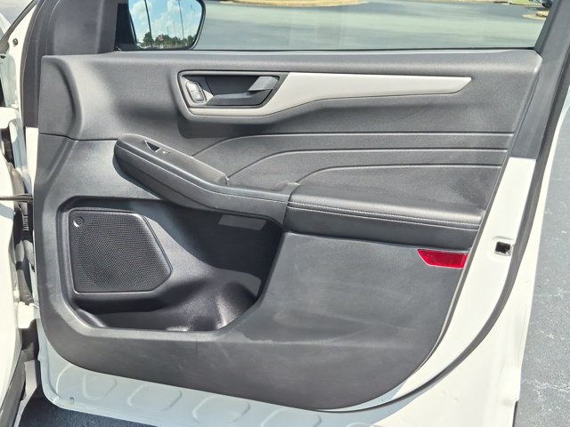 Certified 2022 Ford Escape SE w/ SE Sport Appearance Package FWD image 32