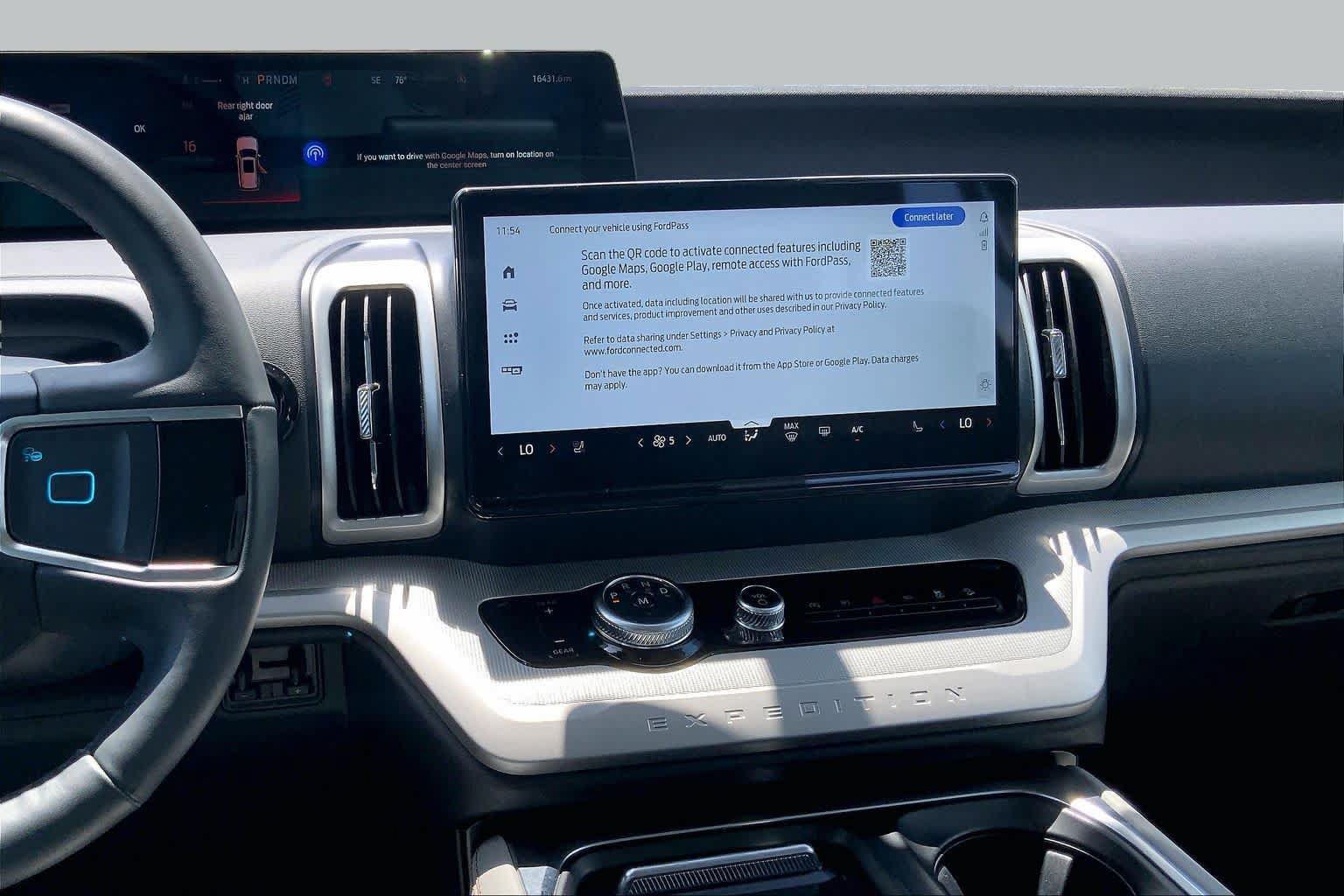 Certified 2025 Ford Expedition Active AWD/4WD image 7