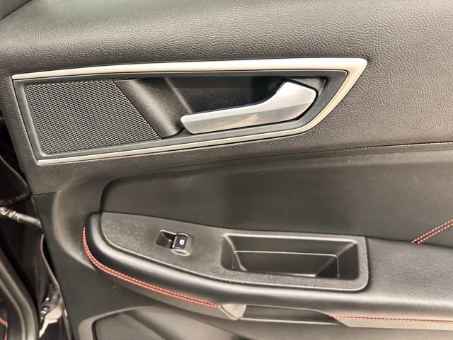 Certified 2024 Ford Edge ST-Line image 15