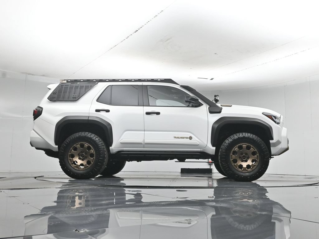 Used 2025 Toyota 4Runner Trailhunter AWD/4WD image 58