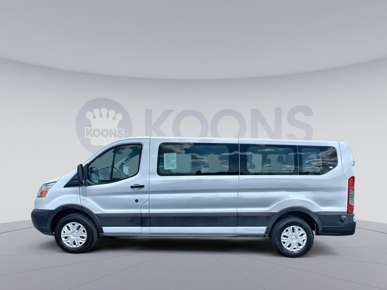 Certified 2019 Ford Transit 350 XLT image 2