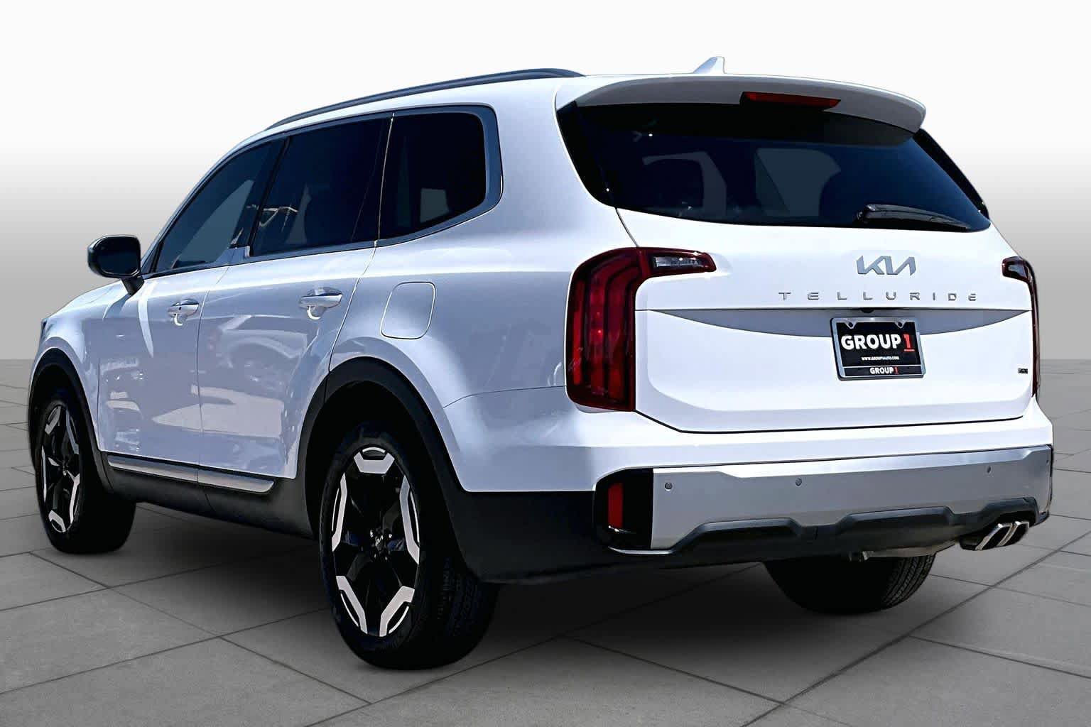 Used 2023 Kia Telluride S w/ S Sunroof Package AWD/4WD image 11