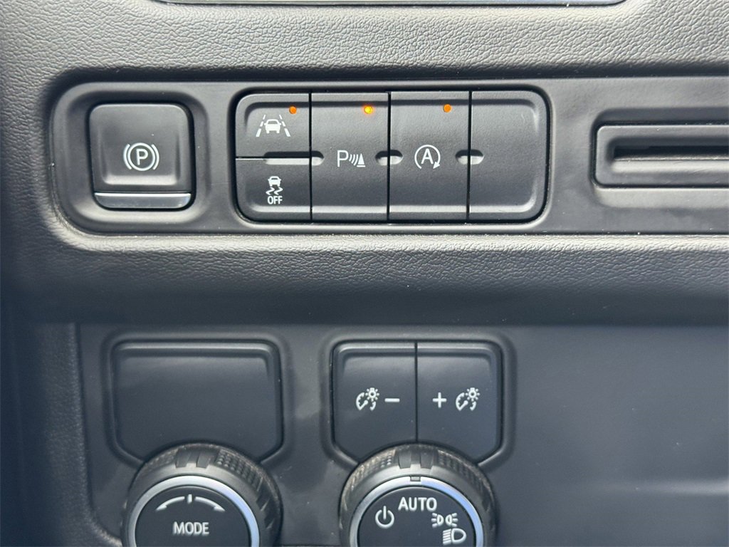 Used 2023 Chevrolet Suburban Premier image 20