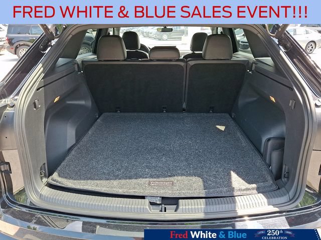 Used 2023 Volkswagen Atlas Cross Sport SE AWD/4WD image 30
