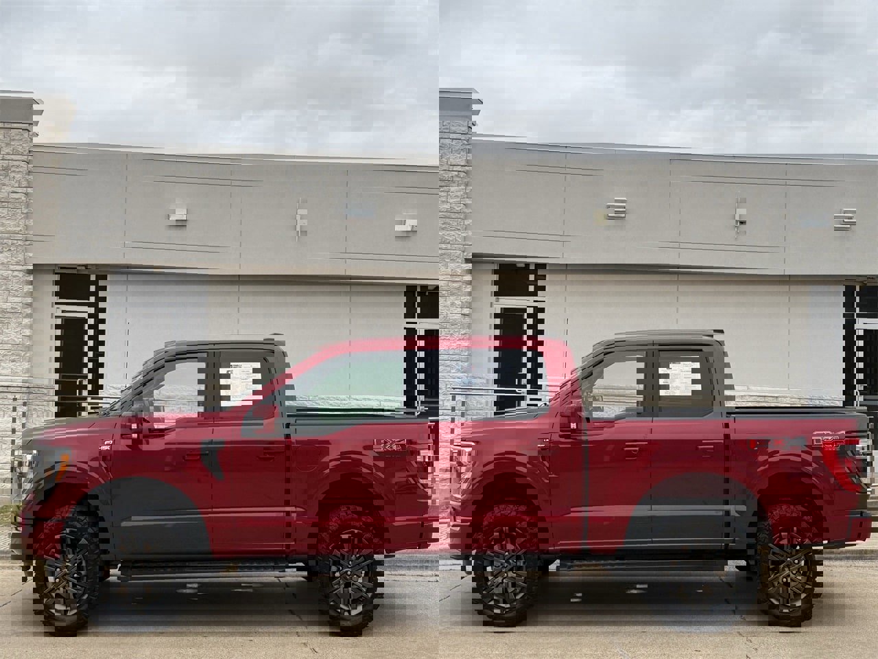 Certified 2022 Ford F150 Lariat image 3