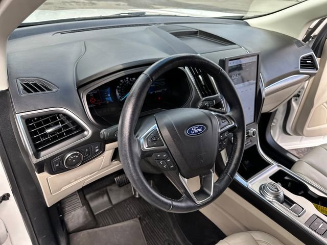 Certified 2022 Ford Edge Titanium AWD/4WD image 34