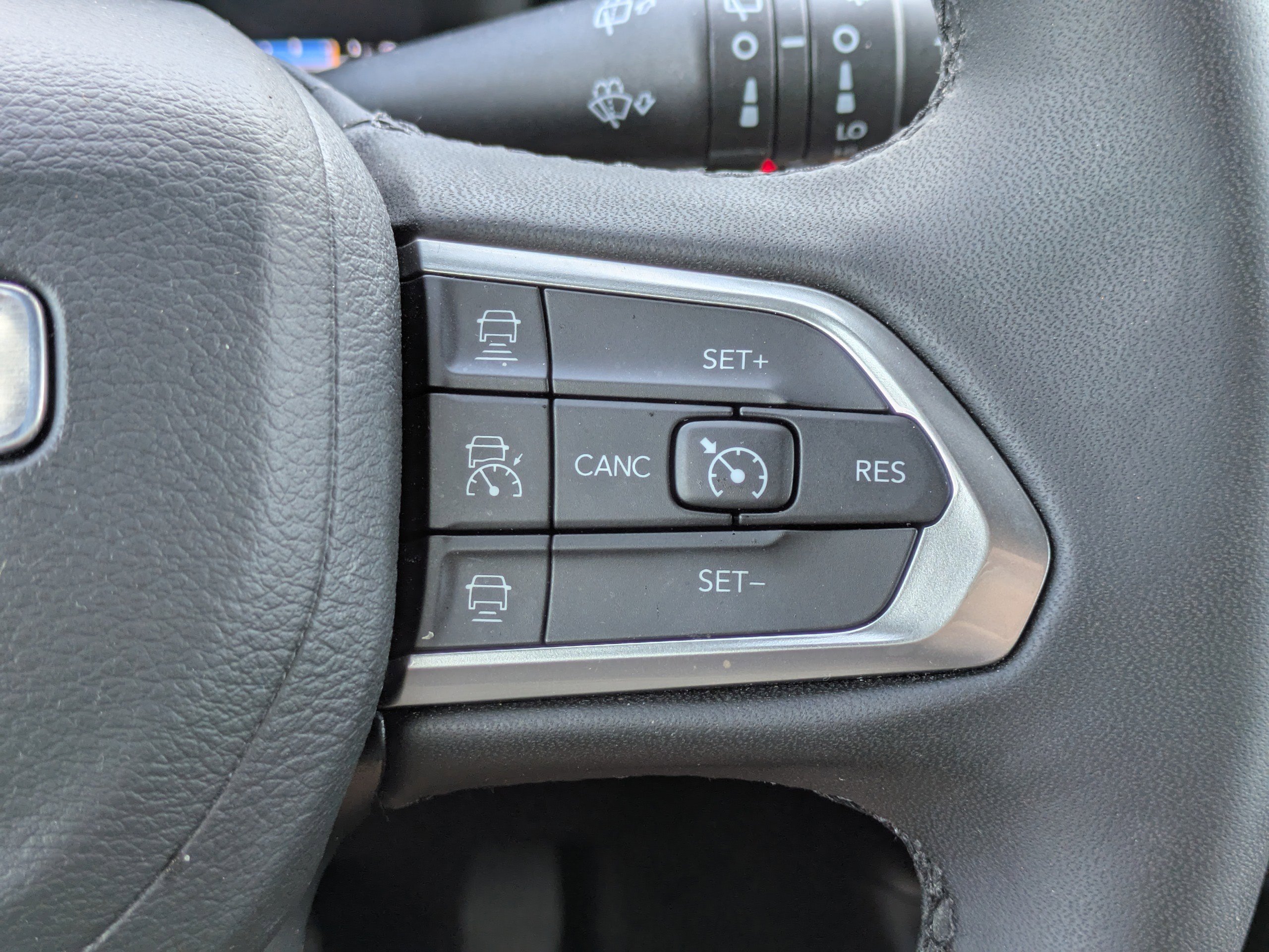 Used 2024 Jeep Compass Limited w/ Elite Group AWD/4WD image 21