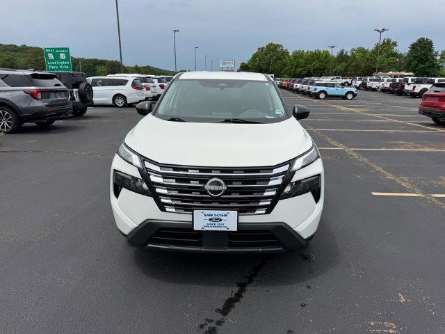 Used 2024 Nissan Rogue S FWD image 8
