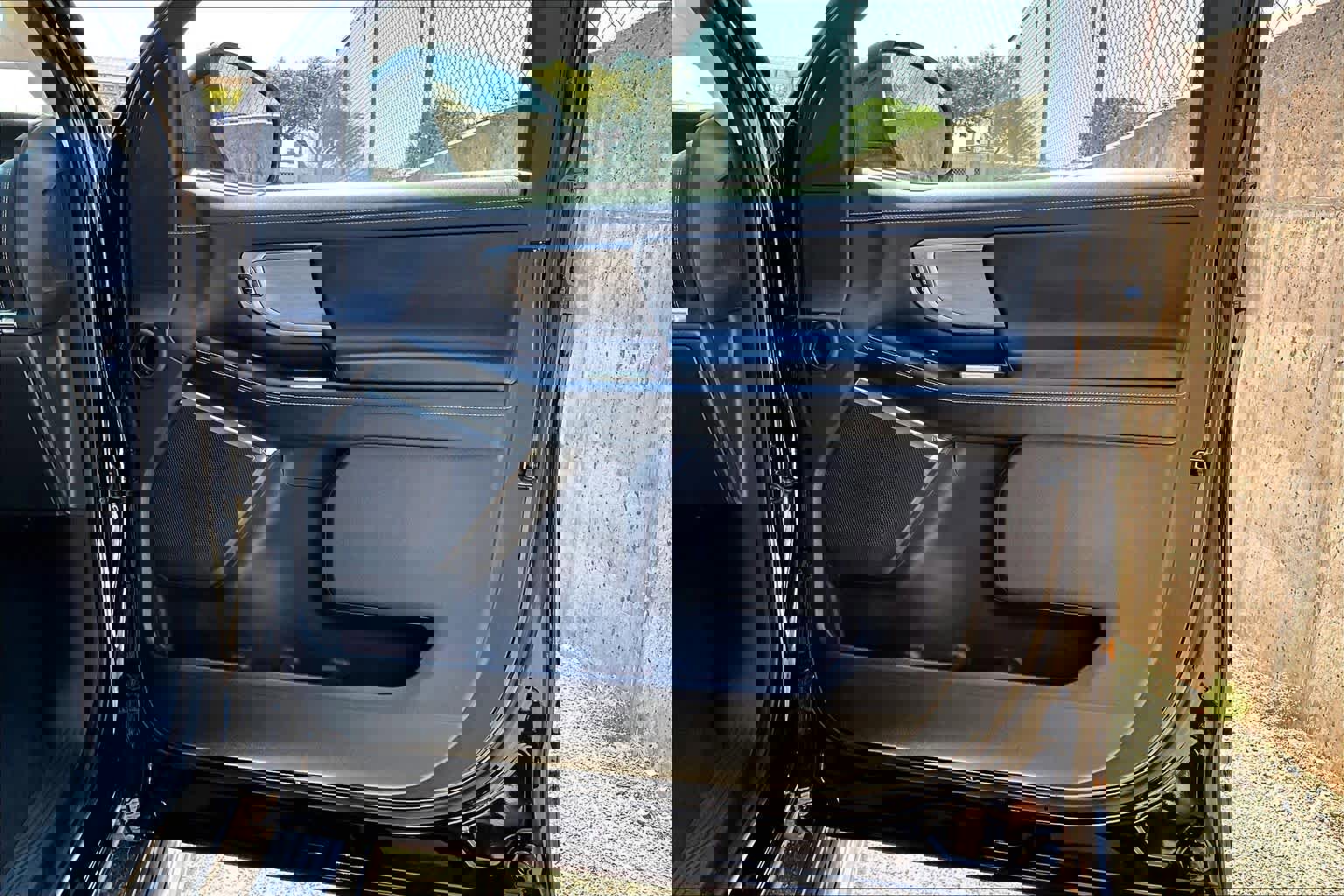 Certified 2025 Ford Expedition Max Platinum image 25