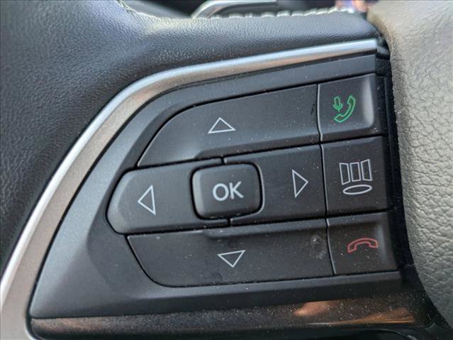 Used 2022 Jeep Grand Cherokee L Laredo w/ Luxury Tech Group I image 15