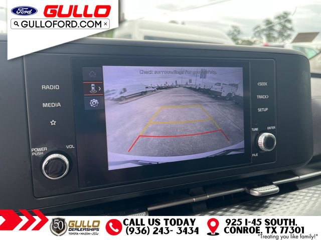 Used 2023 Kia Carnival LX FWD image 26