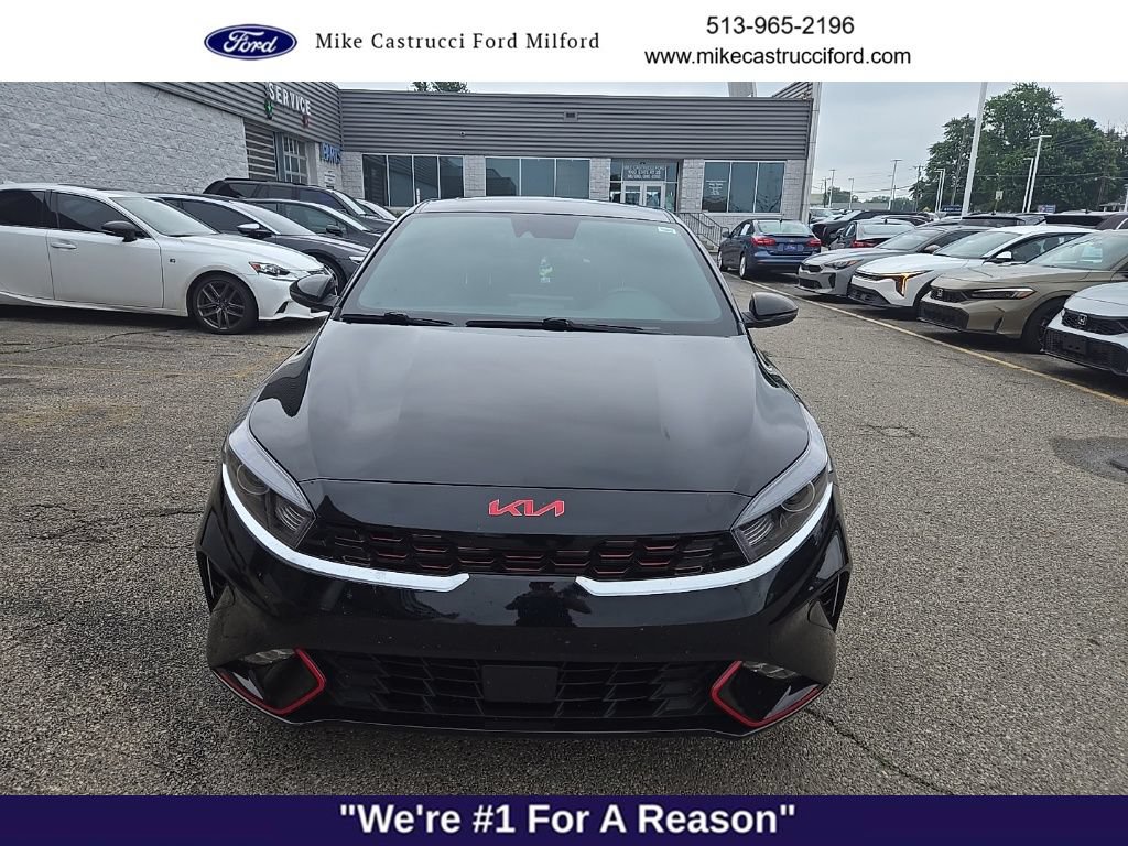 Used 2024 Kia Forte GT-Line w/ GT-Line Premium Package FWD image 4