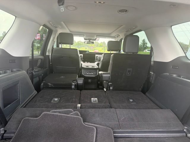 Certified 2025 Ford Expedition Active AWD/4WD image 30