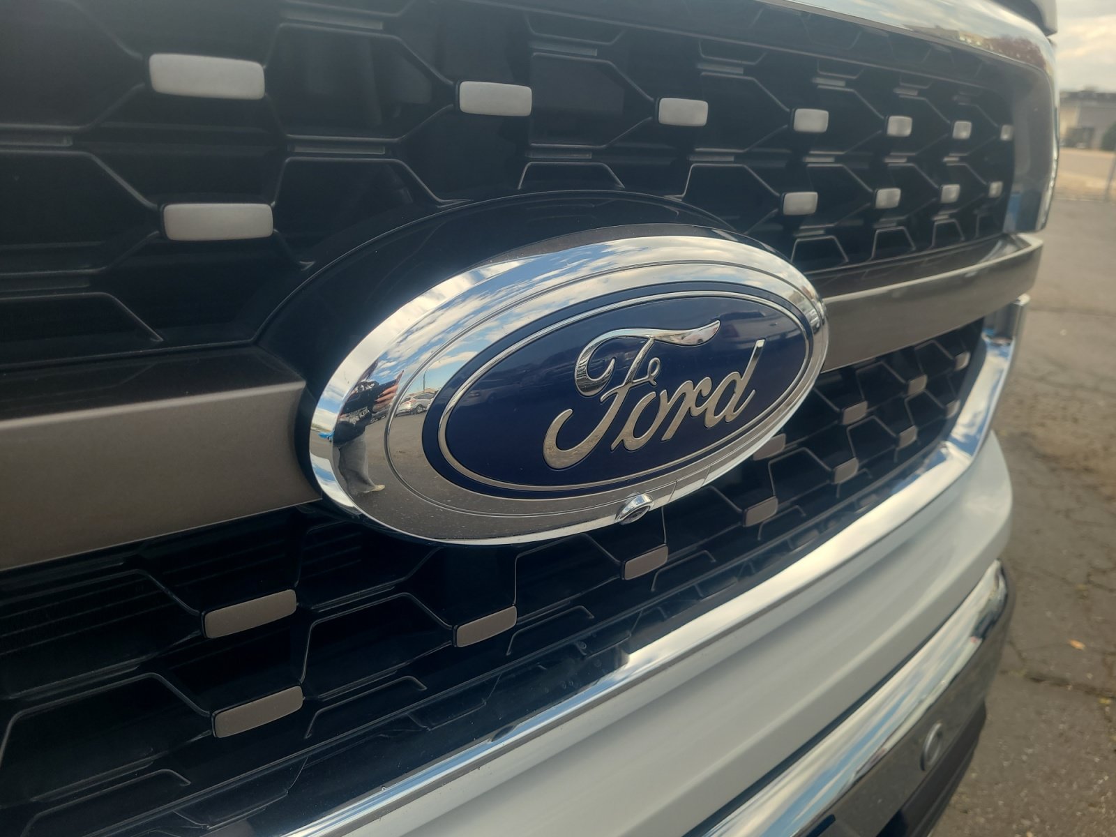 Certified 2022 Ford F150 King Ranch w/ Equipment Group 601A High AWD/4WD image 23