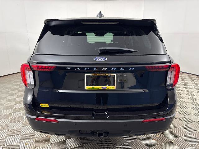 Certified 2026 Ford Explorer Active RWD image 7