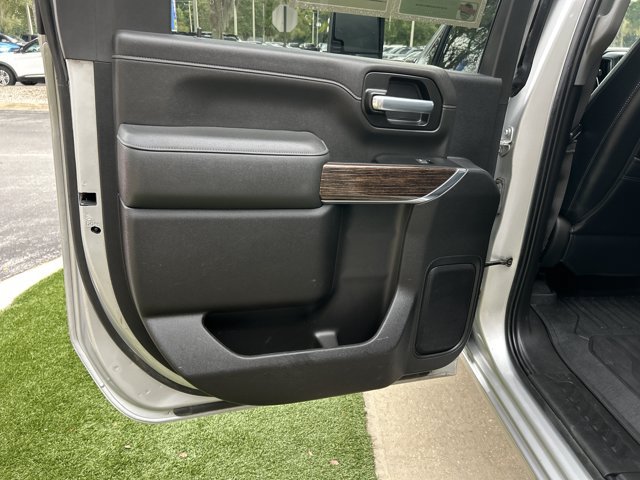 Used 2022 GMC Sierra 2500 SLE w/ SLE Value Package; AWD/4WD image 15