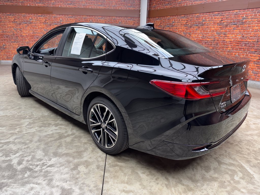 Used 2025 Toyota Camry XLE w/ Premium Plus Package AWD/4WD image 2