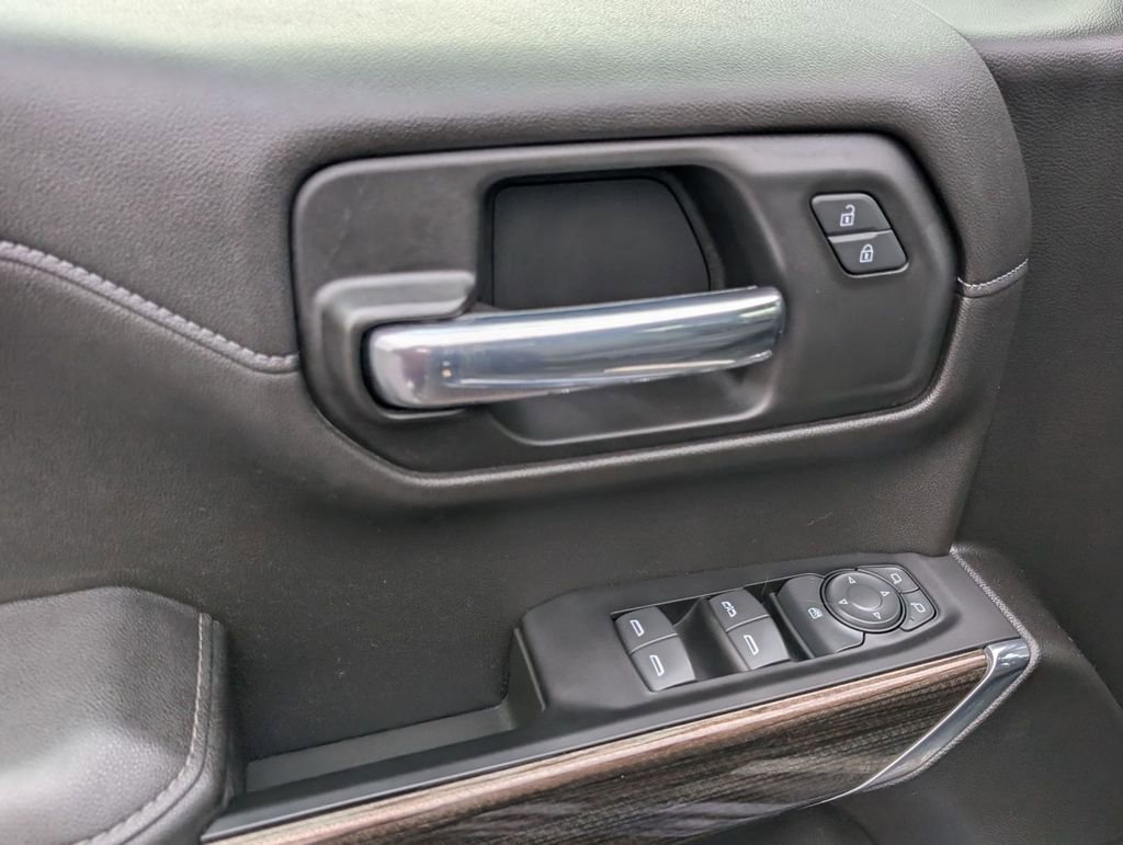 Used 2022 Chevrolet Silverado 1500 LT image 23