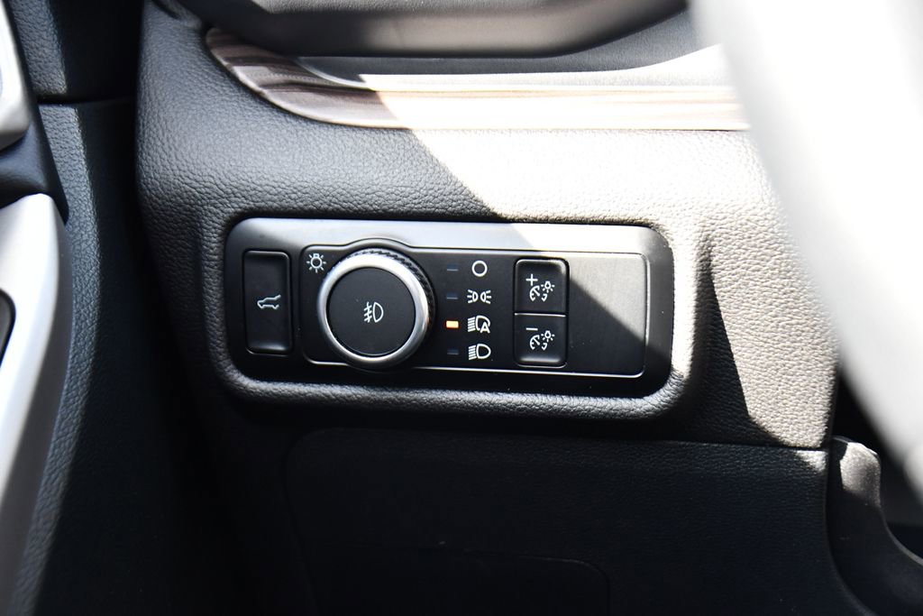 Certified 2024 Ford Explorer Limited AWD/4WD image 40