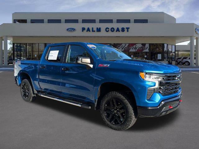 Used 2023 Chevrolet Silverado 1500 LT Trail Boss AWD/4WD image 2
