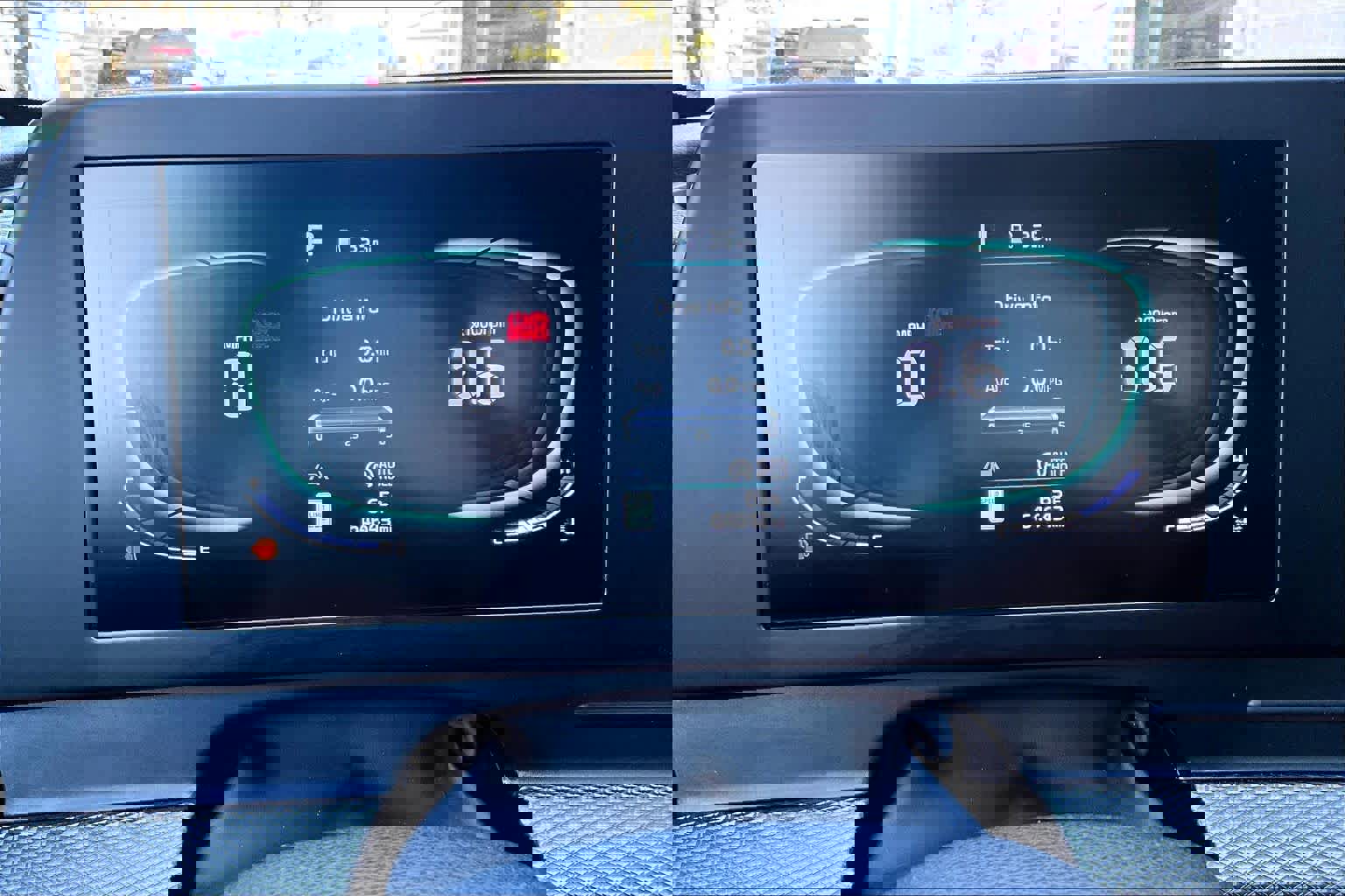 Used 2023 Kia Sportage LX image 28