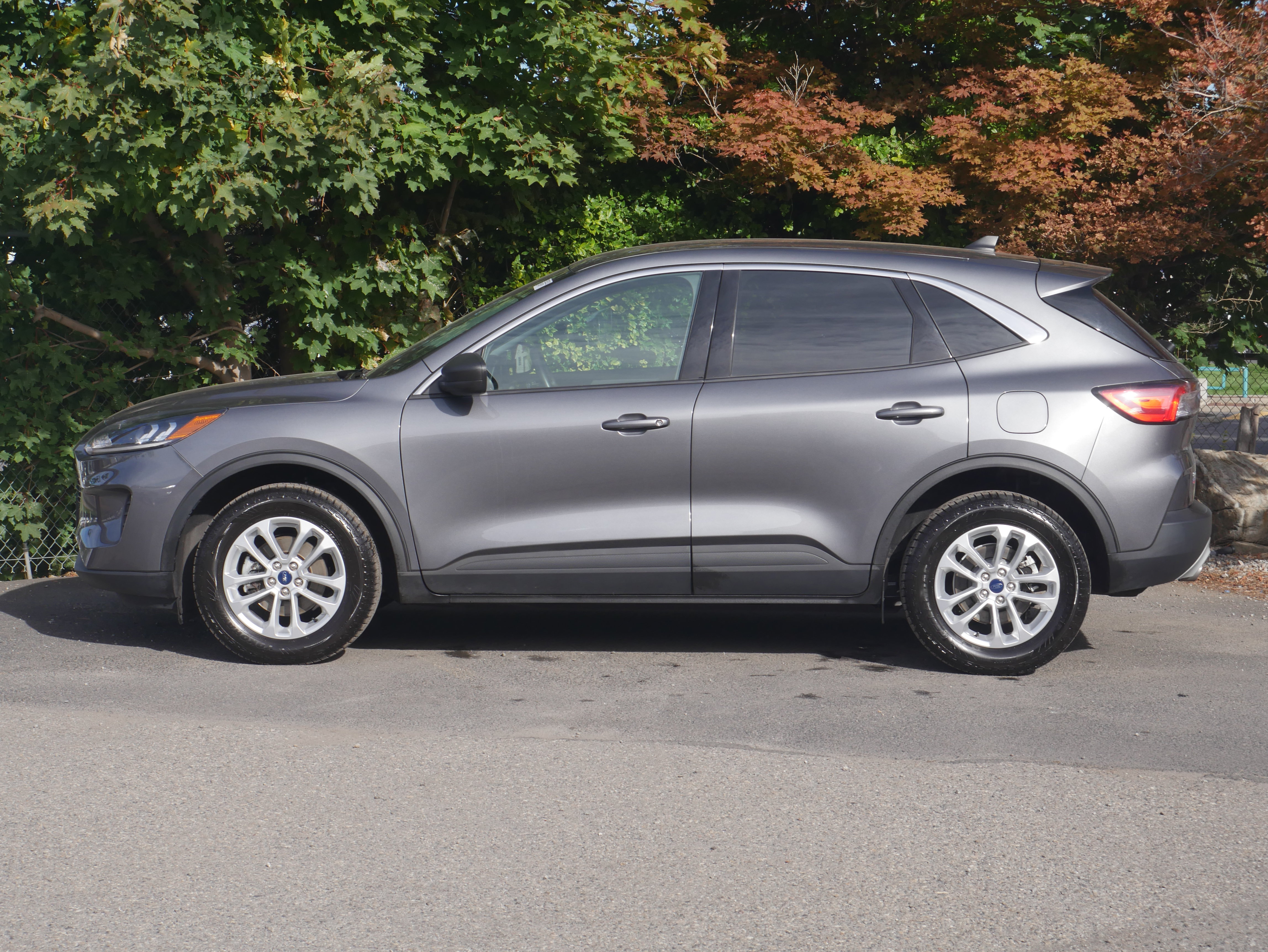 Certified 2022 Ford Escape SE w/ Convenience Package AWD/4WD image 8