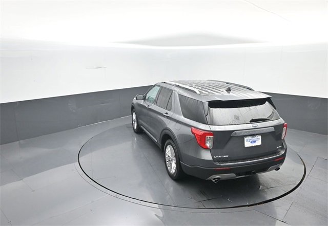 Certified 2022 Ford Explorer Limited w/ Limited Technology Package image 24