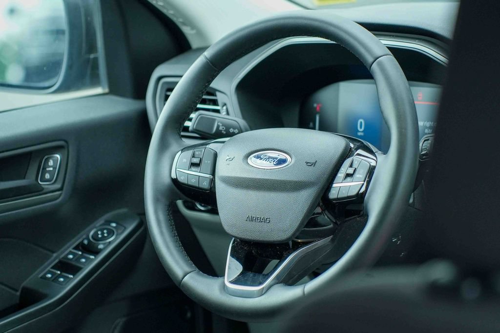 Certified 2023 Ford Escape Active AWD/4WD image 22