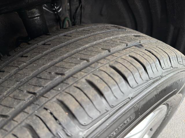 Used 2024 Toyota RAV4 XLE w/ Convenience Package image 12