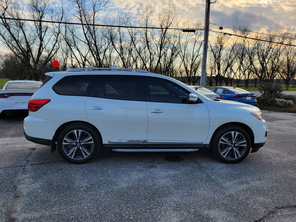 Used 2020 Nissan Pathfinder Platinum w/ Cargo Package image 6