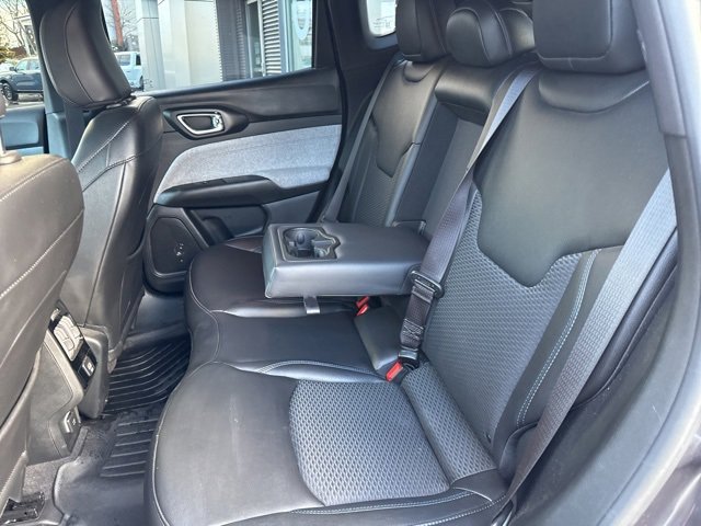 Used 2024 Jeep Compass Latitude image 33