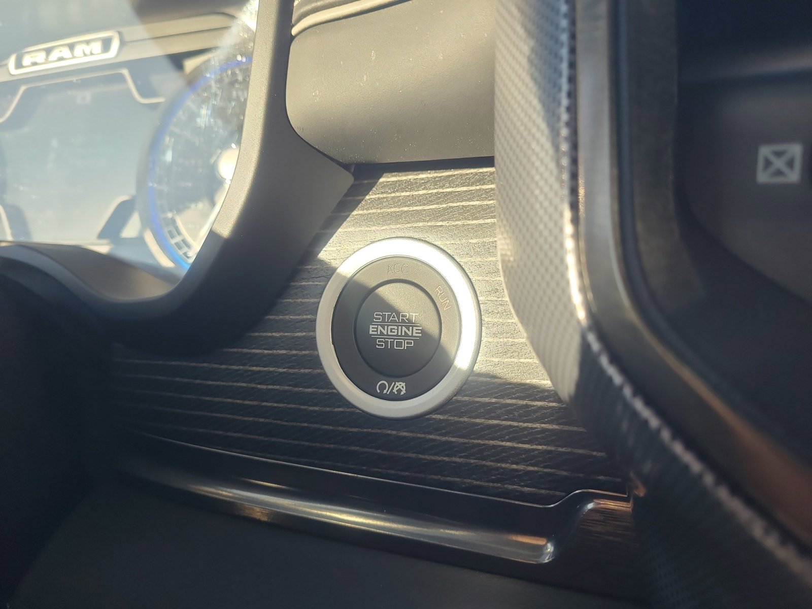 Used 2021 RAM 1500 Limited image 30