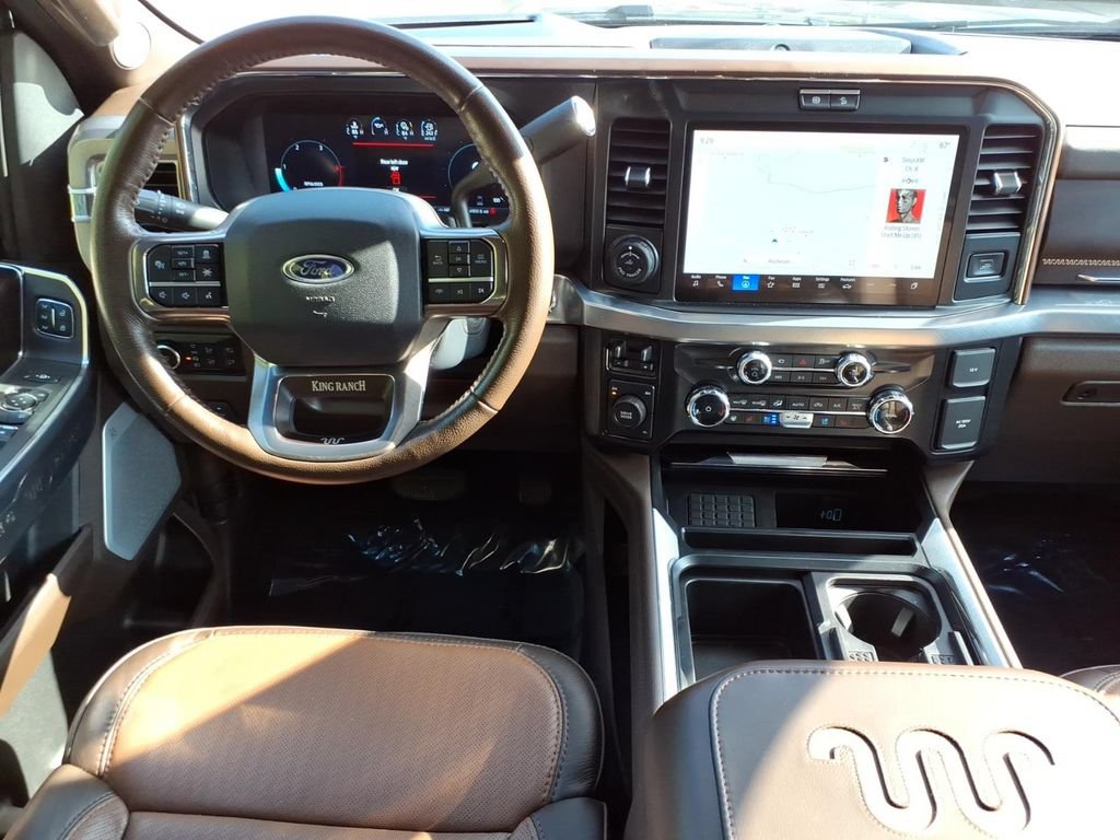 Certified 2025 Ford F350 King Ranch AWD/4WD image 22